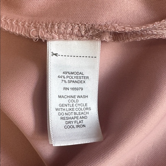 Cable & Gauge Women's Drop Shoulder Top - Light Pink - Picture 7 of 7